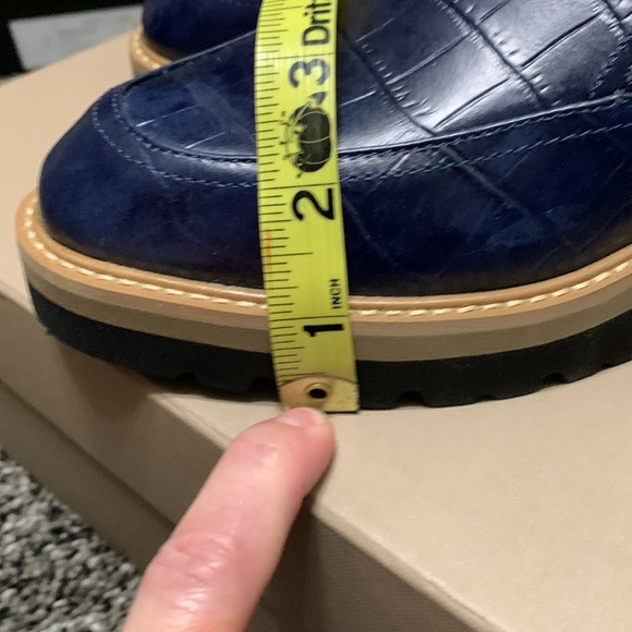 Donald Pliner Trudie Loafer - Picture 11 of 16